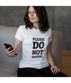Футболка жіноча Please do not disturb, Білий
