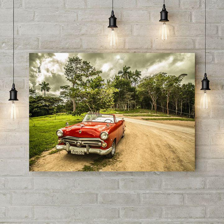 Картина на холсте Ретро-авто в лесу, 50х35 см
