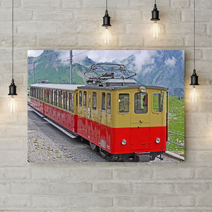 Картина на холсте Трамвай среди гор, 50х35 см