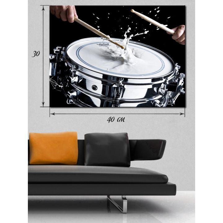 Картина на холсте 30х40 Молочные барабаны