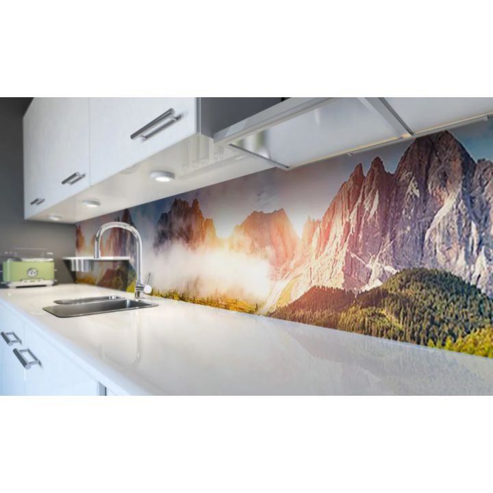 Наклейка вінілова кухонний фартух 60х300 см Високо в горах