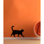 Виниловая наклейка на стену Стикер Гуляющая Кошка