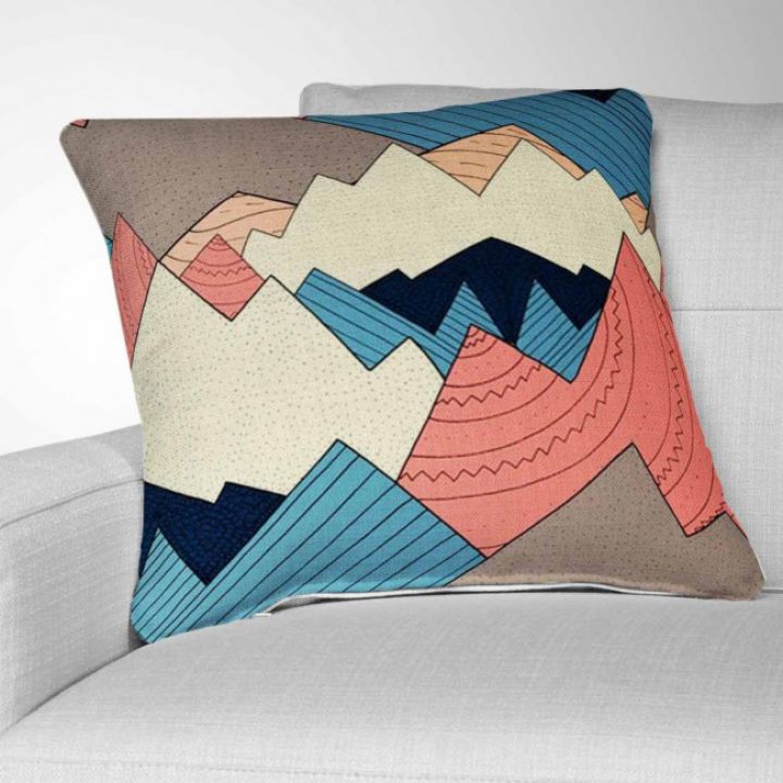 Декоративная подушка с рисунком Mountain Range