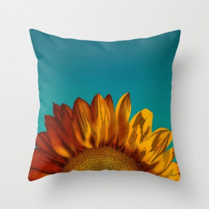 Интерьерная подушка A Sunflower