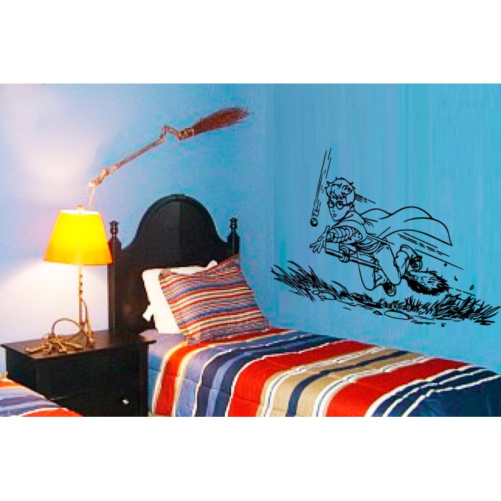 Оригинальные наклейки Гарри Поттер играет в квиддич