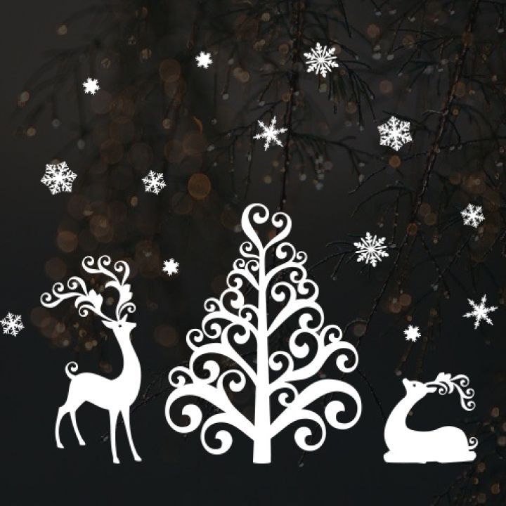 Интерьерная наклейка “Олени по елочкой с набором снежинок”